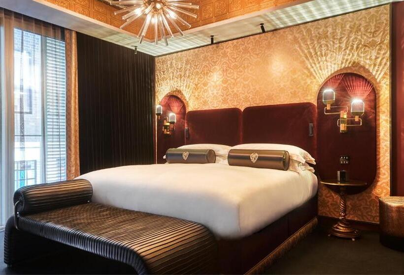 اتاق لوکس, Chateau Denmark London