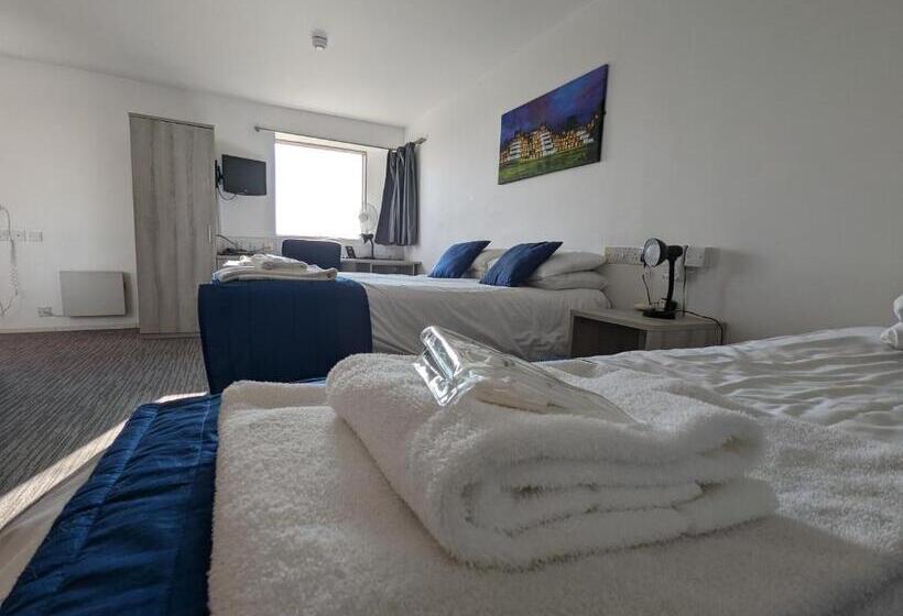 Семейный Номер, Broadview