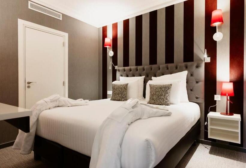 סוויטה עם ג'קוזי, Dali Val D Europe