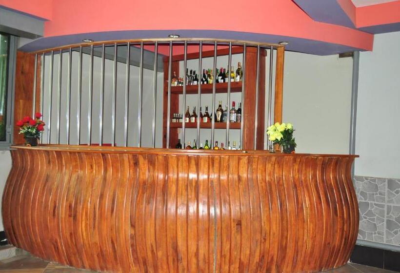 Номер Стандарт, Elanacha