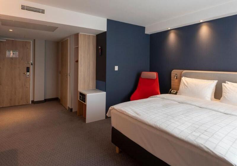 Номер Стандарт, Holiday Inn Express   Krefeld   Dusseldorf, An Ihg