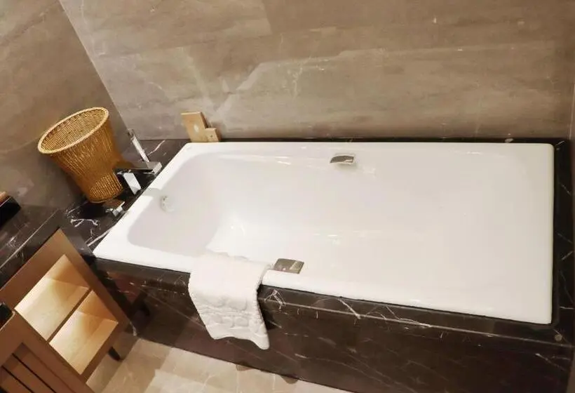 デラックススイート, La Quinta By Wyndham Weifang South