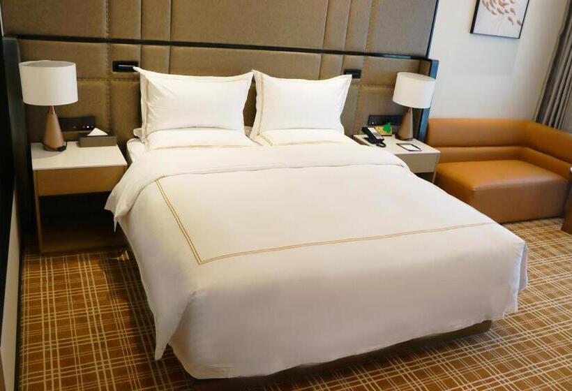 חדר סופריור נוף לגינה, La Quinta By Wyndham Weifang South