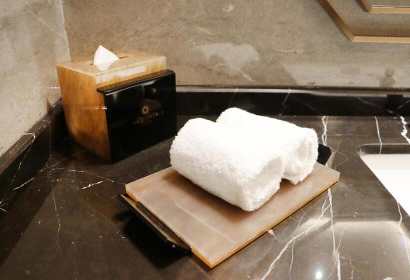 スイート（家族用）, La Quinta By Wyndham Weifang South