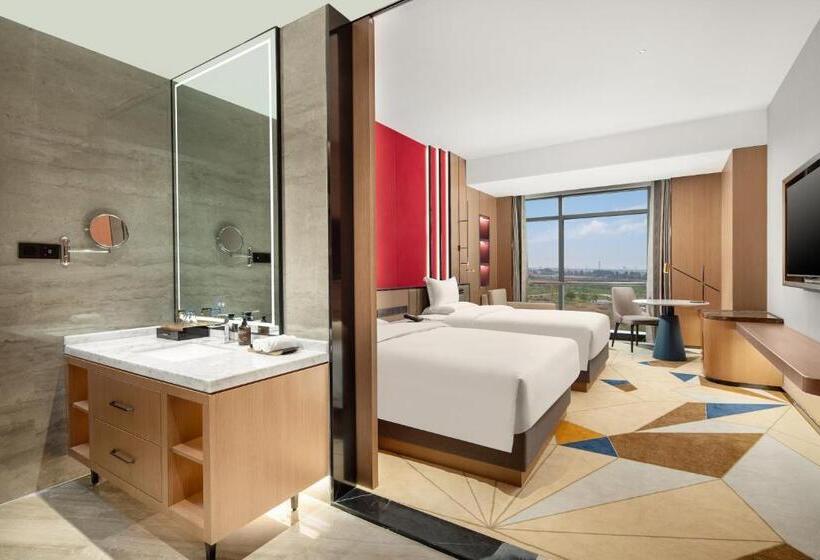 חדר אקזקיוטיב, La Quinta By Wyndham Weifang South