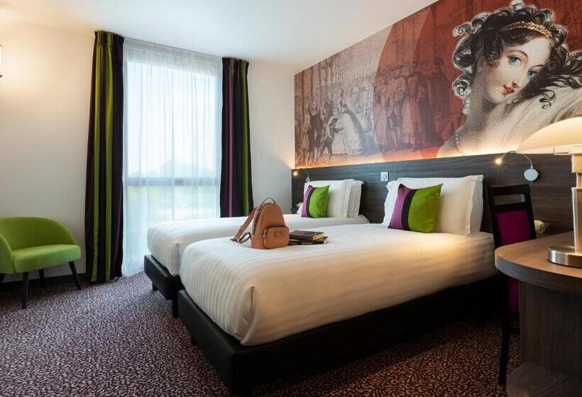 Номер Стандарт, Hôtel Roi Soleil Prestige Plaisir   St Quentin