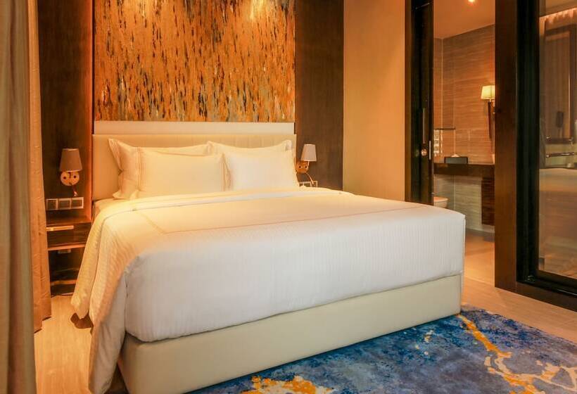 Quarto Deluxe, Zest Metropole