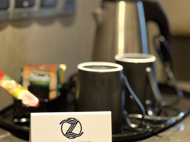 デラックスルーム, Zest Metropole