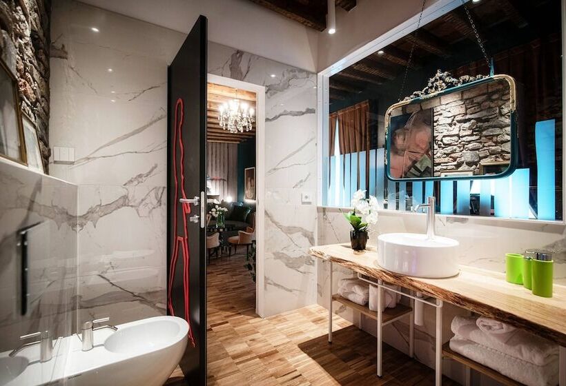 سوییت سوپریور, Aurum   Como Luxury Suites