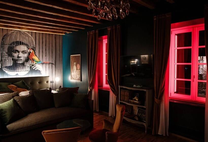 سوییت سوپریور, Aurum   Como Luxury Suites