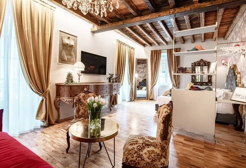 سوییت لوکس, Aurum   Como Luxury Suites