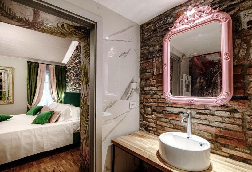 اتاق استاندارد با تخت بزرگ, Aurum   Como Luxury Suites