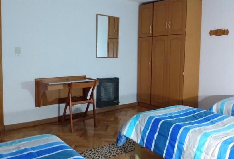 Номер Стандарт Трехместный, Hospedaje Amilcar