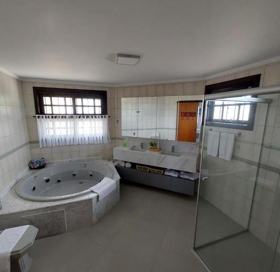 سوییت لوکس, Pousada Brisas Do Rio