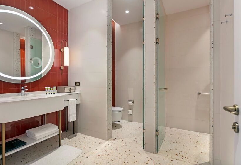 Standard swim-up room, Cullinan Belek