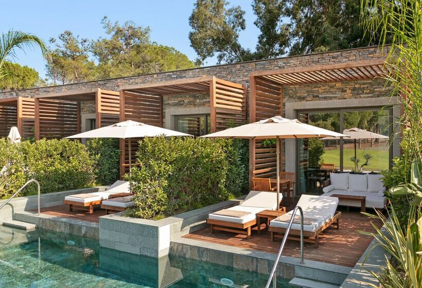 Standard swim-up room, Cullinan Belek