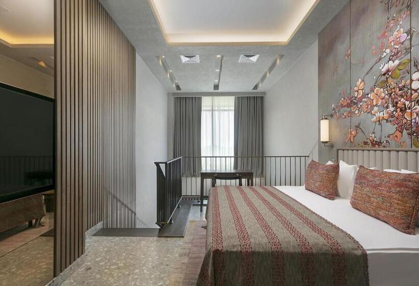 Superior swim-up room, Cullinan Belek