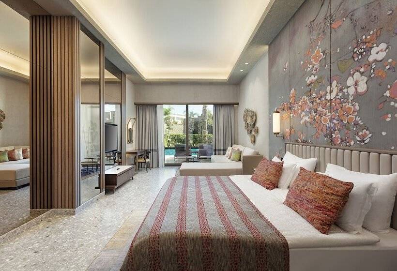 Superior swim-up room, Cullinan Belek