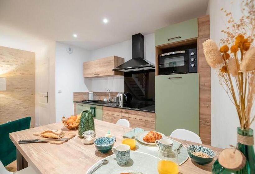 庭の見える１ベッドルームアパートメント, Villa Fémina