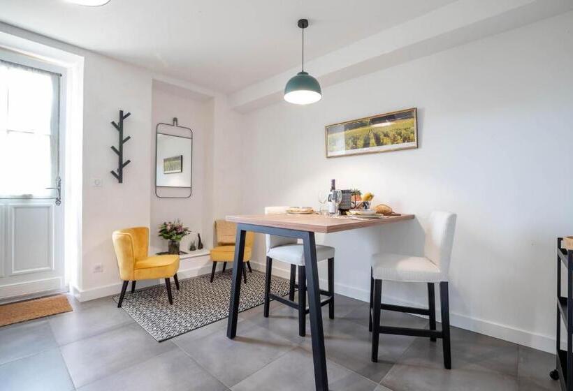 マウンテンビュースタンダードルーム, Villa Fémina