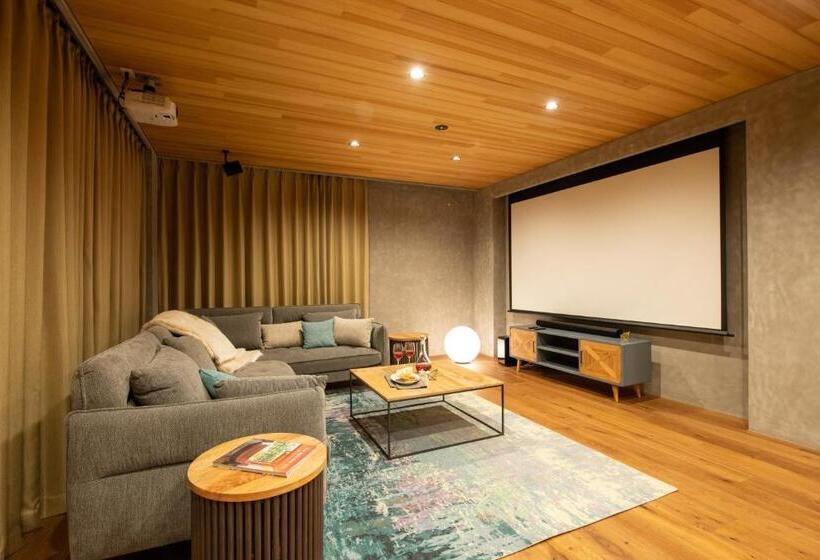 침실 1개 아파트, Zai On