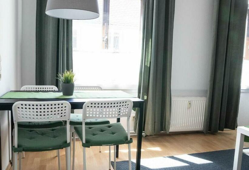 דירת חדר, Gartenlaube Marburg