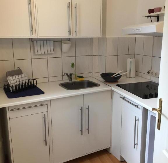 דירת חדר, Gartenlaube Marburg