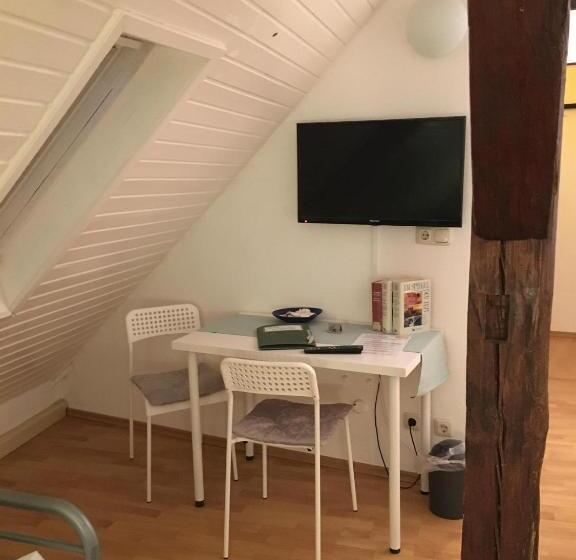 חדר סטנדרט, Gartenlaube Marburg