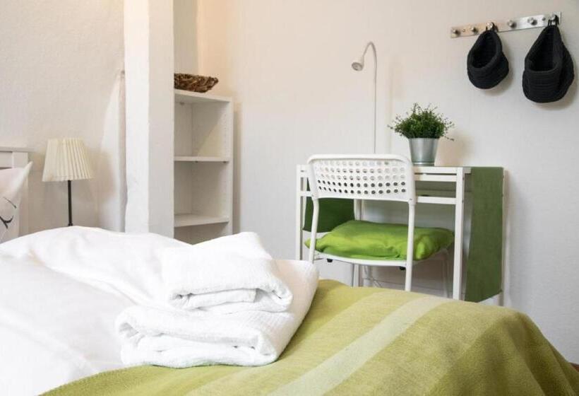 חדר סטנדרט חדר אמבטיה משותף, Gartenlaube Marburg