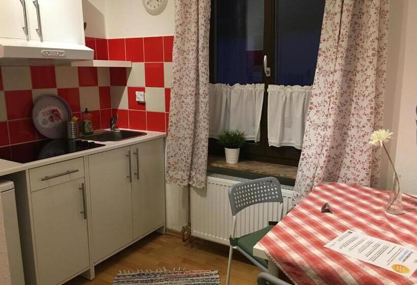 דירת חדר, Gartenlaube Marburg