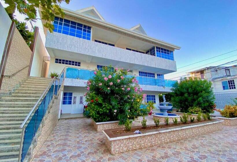 اتاق خانوادگی, Posada Shalain