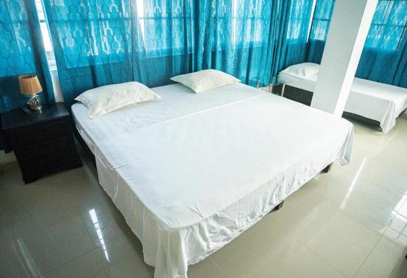 اتاق خانوادگی, Posada Shalain