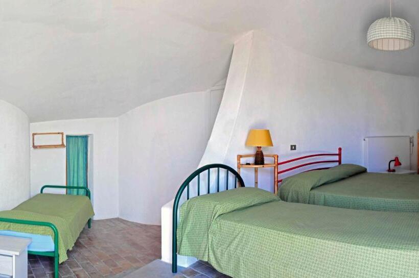 اتاق خانوادگی با چشم‌انداز دریا, B&b Al Cavalluccio Marino