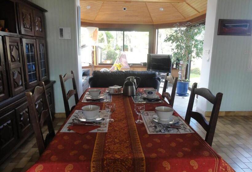 اتاق استاندارد با چشمانداز باغ, Moulin De La Lande