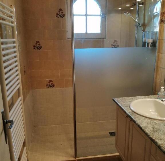 اتاق استاندارد با چشمانداز باغ, Moulin De La Lande