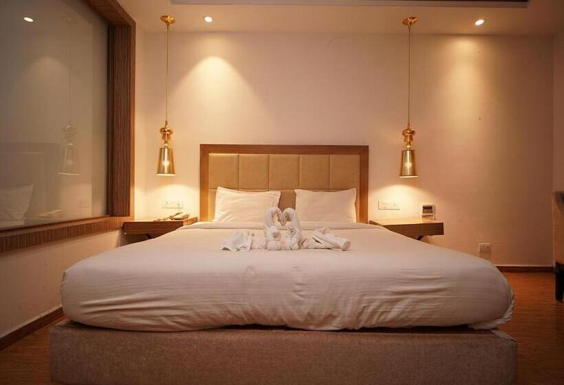 Quarto Deluxe, Amora   Rajnandgaon