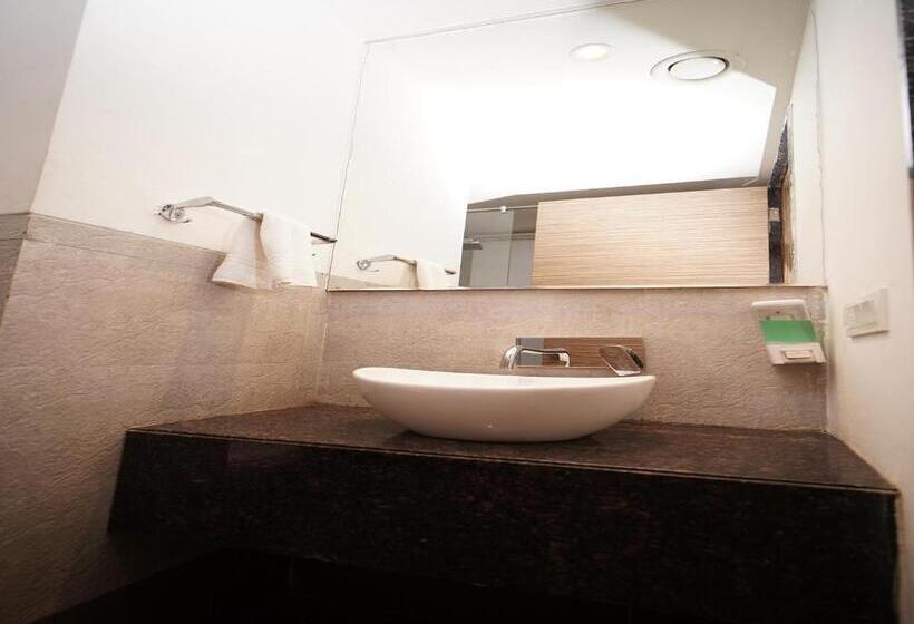 Quarto Superior, Amora   Rajnandgaon