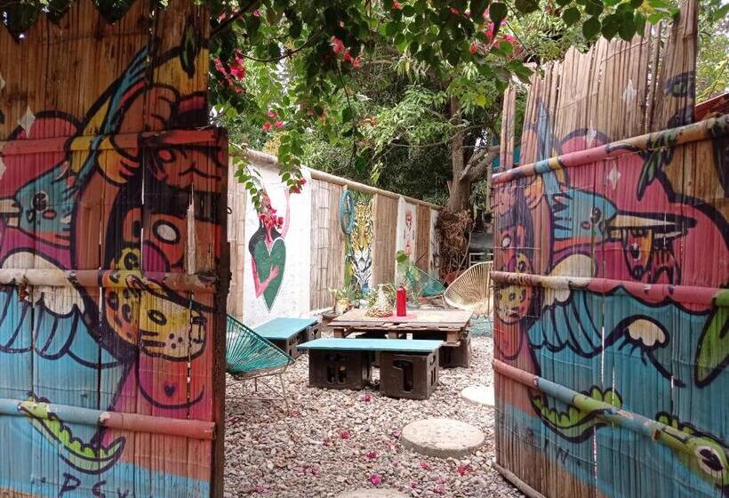 اتاق استاندارد اینتریور, La Happycleta