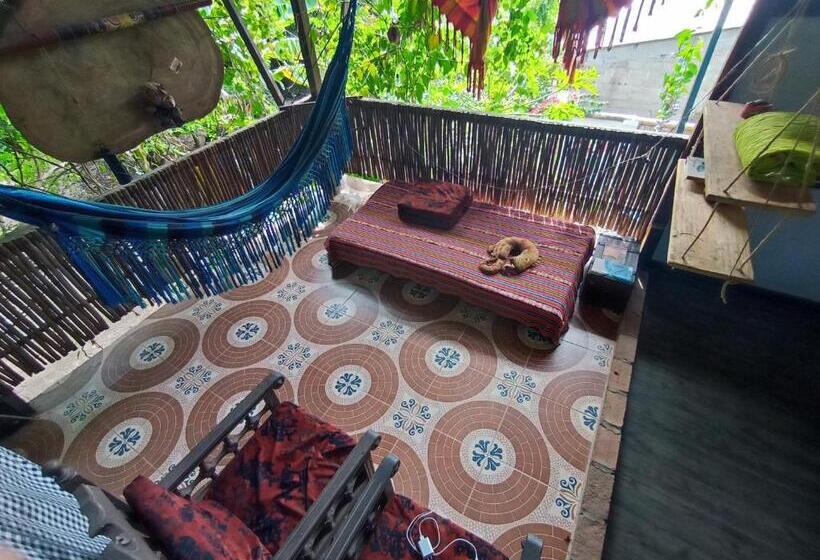 سوییت خانوادگی, La Happycleta