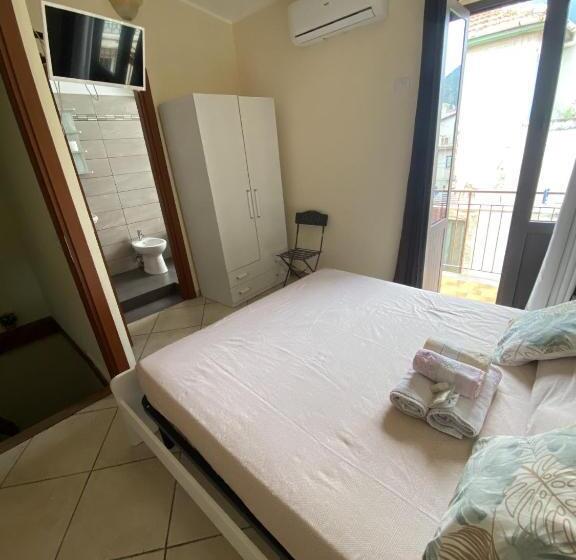 חדר סטנדרט, Scilla Sole