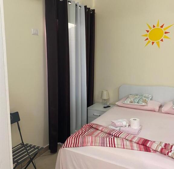 חדר סטנדרט, Scilla Sole