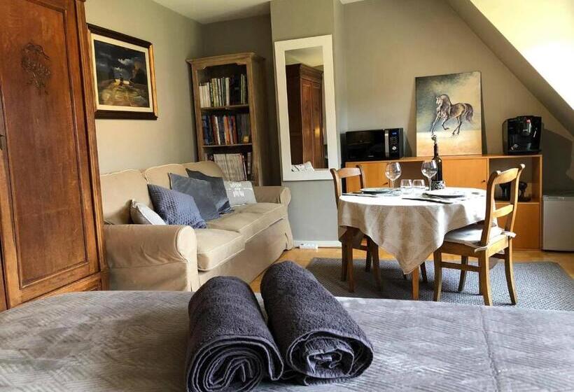 レイクビューデラックスルーム, Villa Sparadis