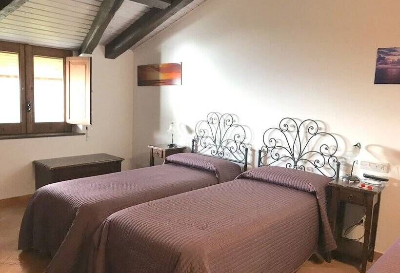 غرفة كومفورت ثلاثية, Agriturismo Sant Alfonso