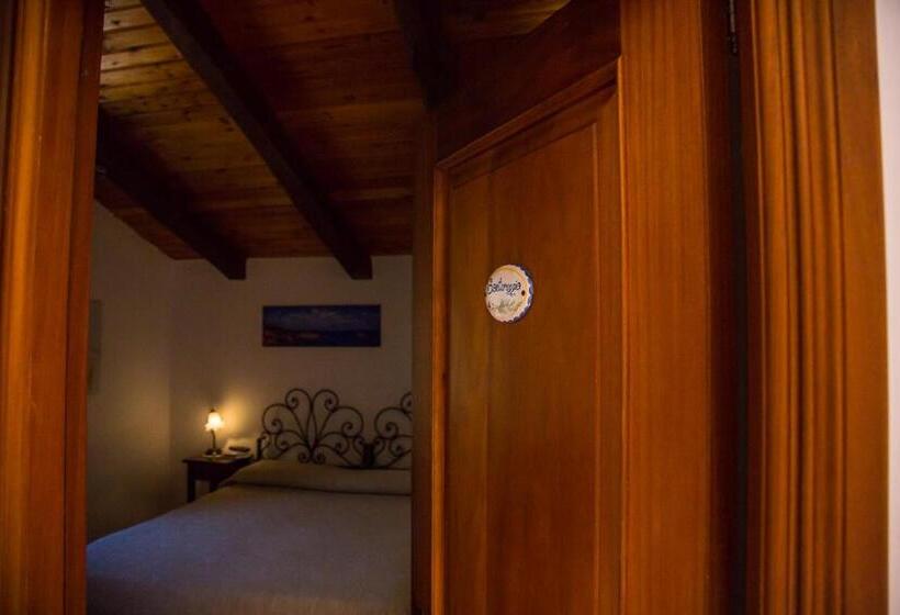 Номер Стандарт Вид на Сад, Agriturismo Sant Alfonso