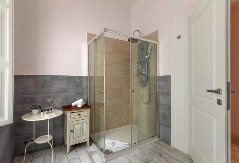 اتاق استاندارد, Baldassini Suites