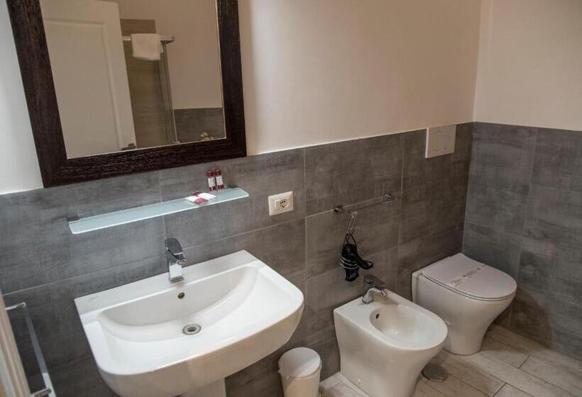 اتاق استاندارد, Baldassini Suites