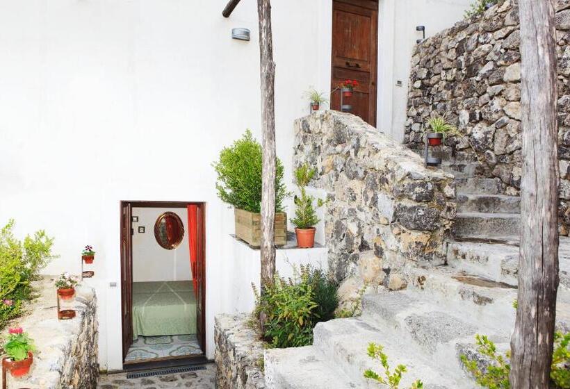 Номер Economy, L Antico Borgo Dei Limoni