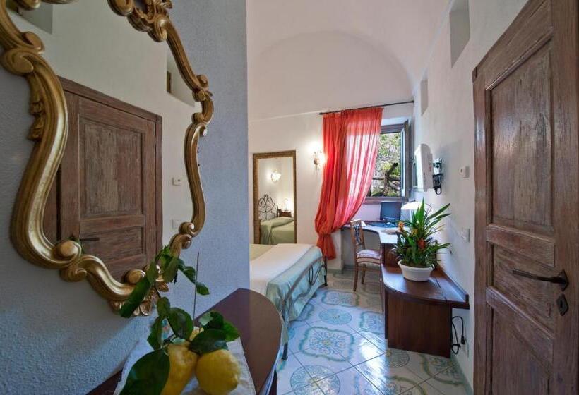 Номер Стандарт, L Antico Borgo Dei Limoni