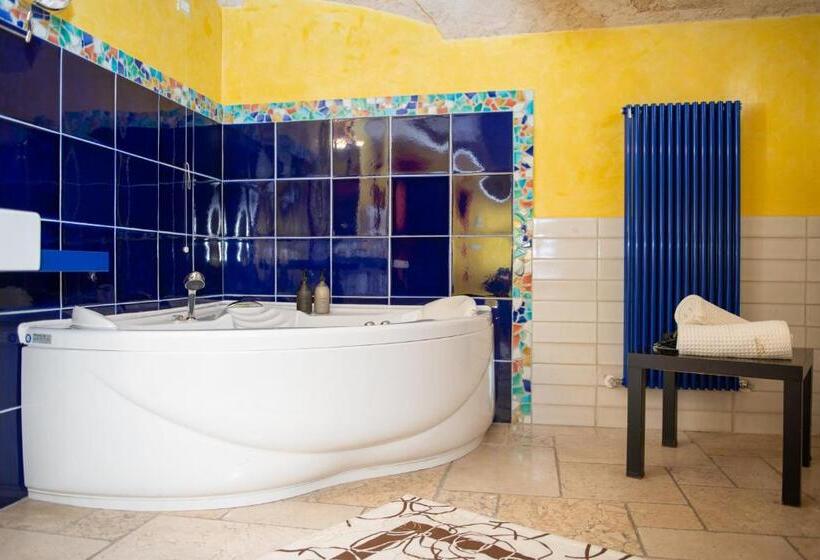 جناح سوبيريور, Monteforte Resort