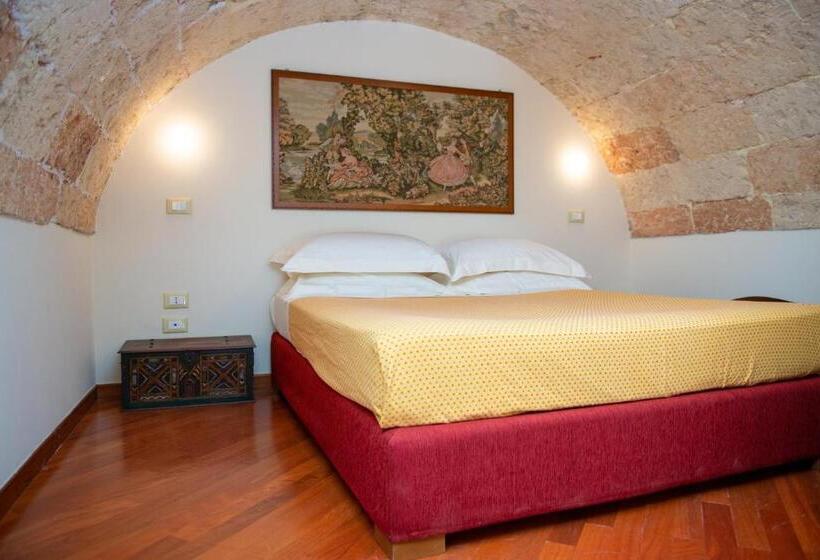 דירת חדר בקומת קרקע, Monteforte Resort